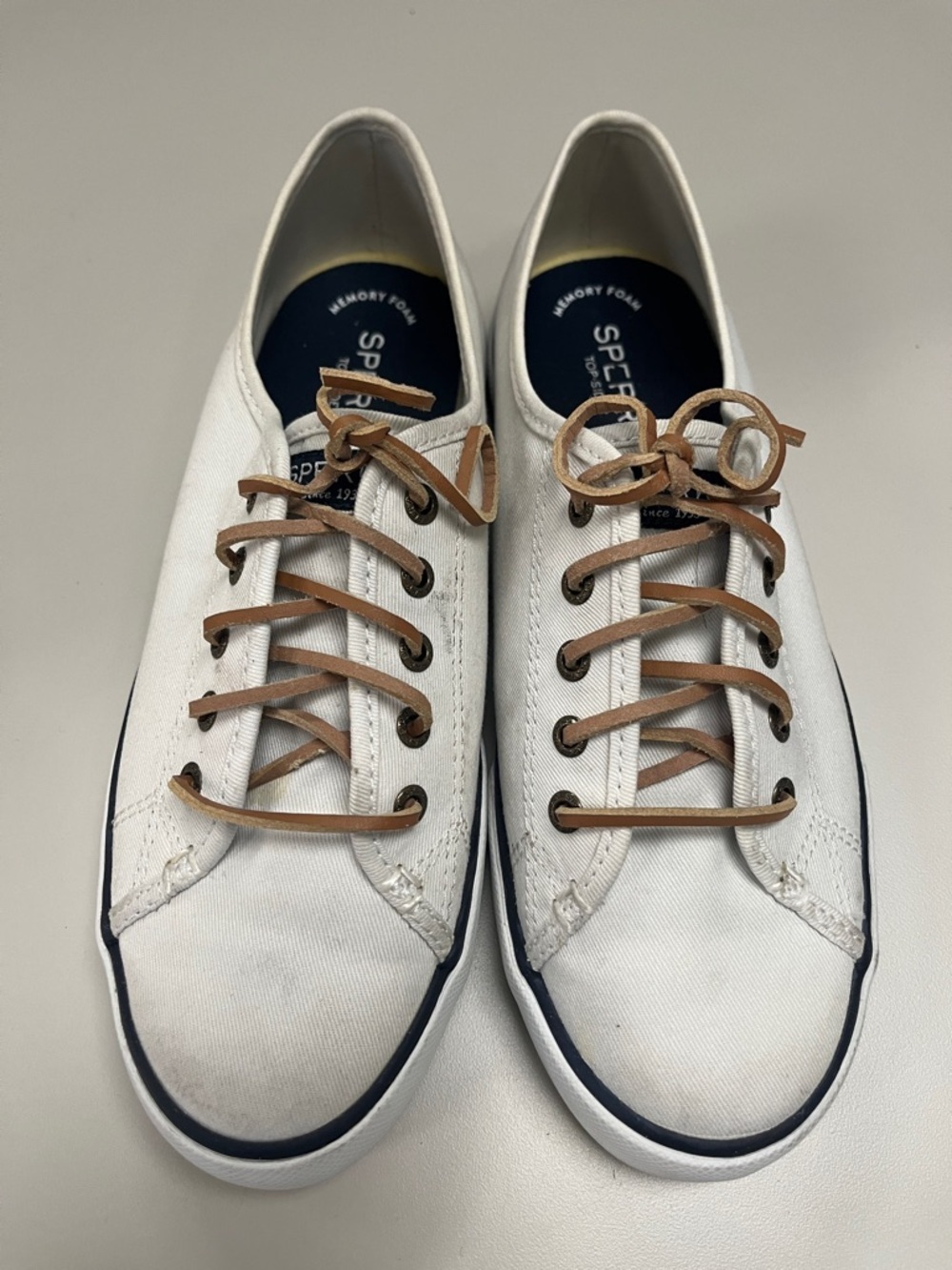 Sperry White Canvas Low-Top Sneakers with Tan Laces and Navy Trim